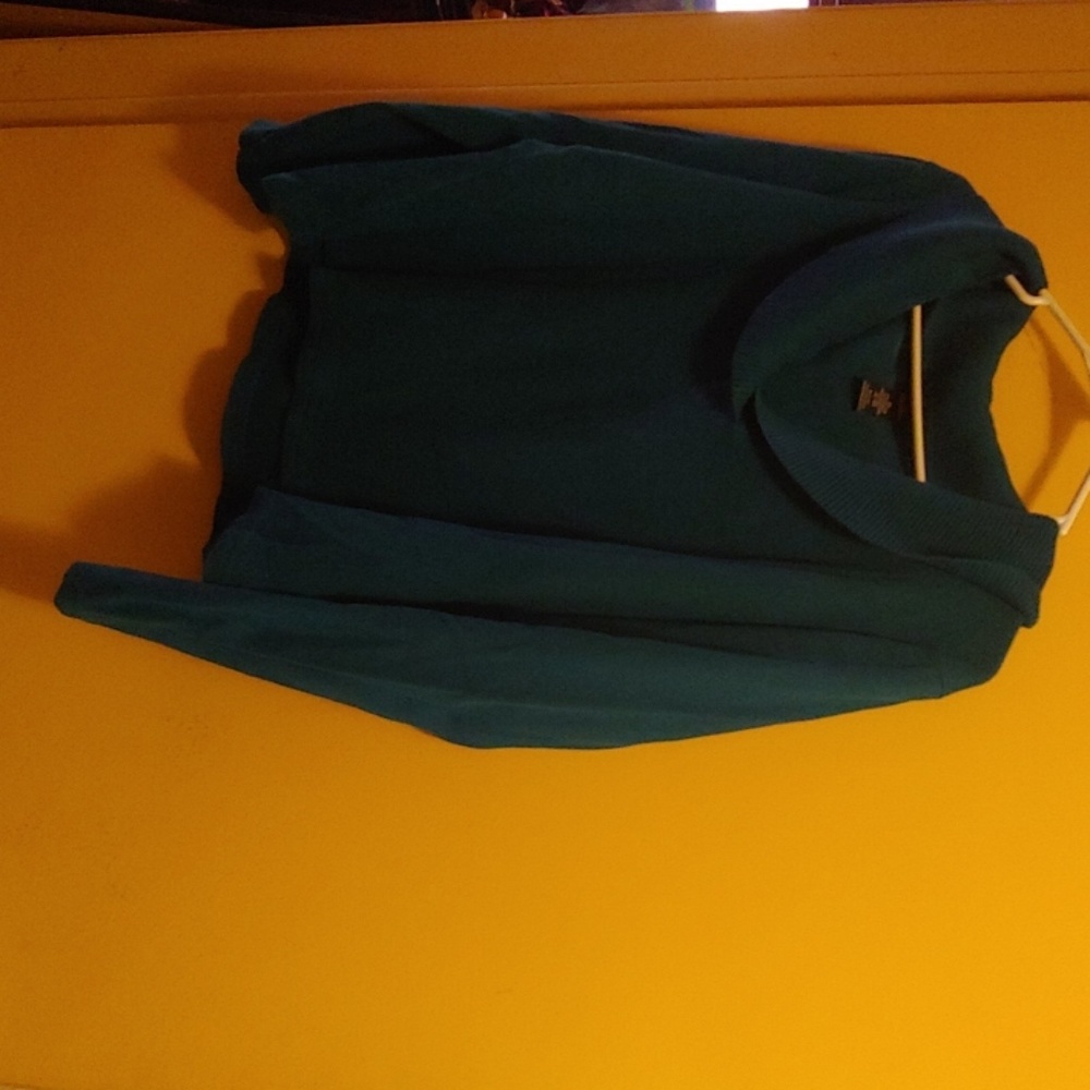 Rafaella green sweater